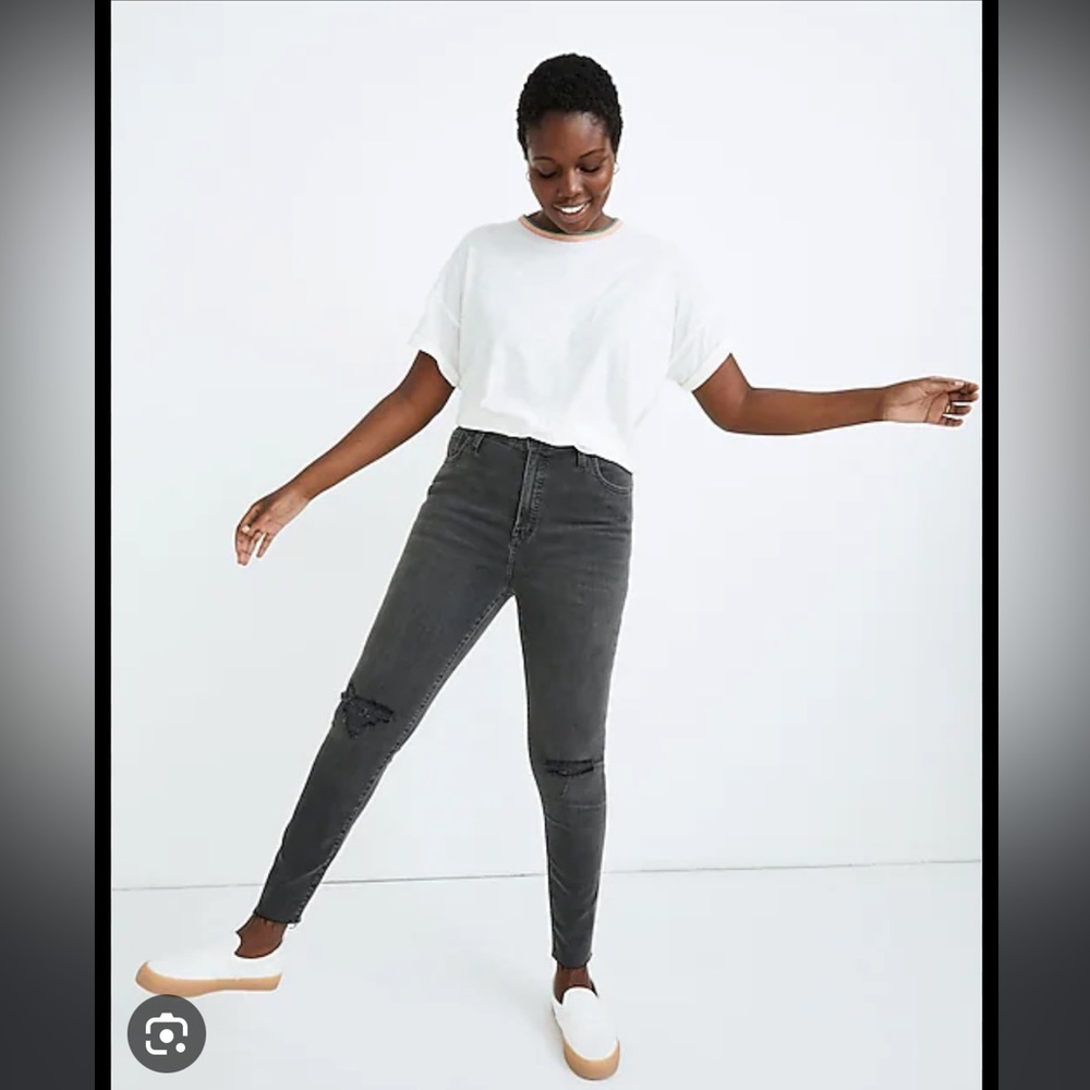 Madewell 24 Curvy High-Rise Skinny Jeans in Black Sea
